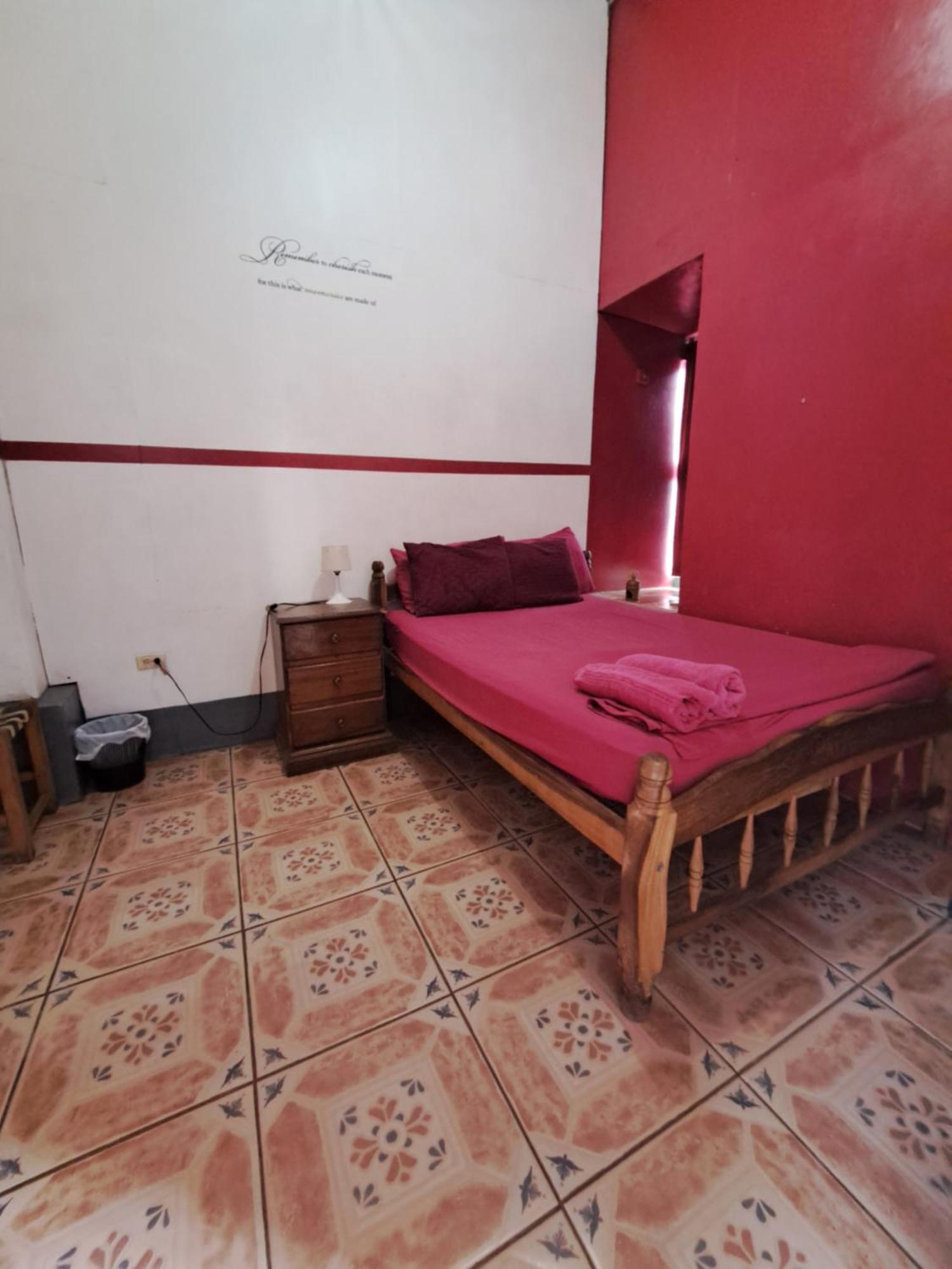Hostal Mochilas 格拉纳达 客房 照片