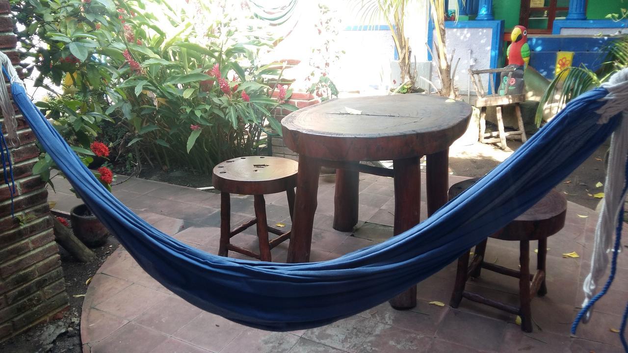 Hostal Mochilas 格拉纳达 外观 照片